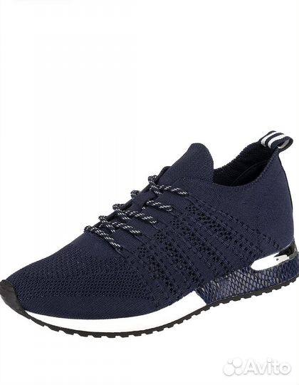 Новые кроссовки