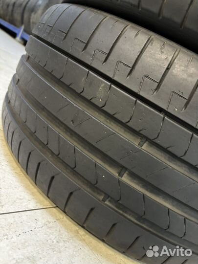 Pirelli P Zero PZ4 245/40 R20 и 275/35 R20