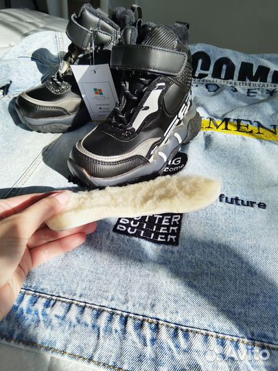 Ботинки зимние натуральный мех новые 17 см стелька