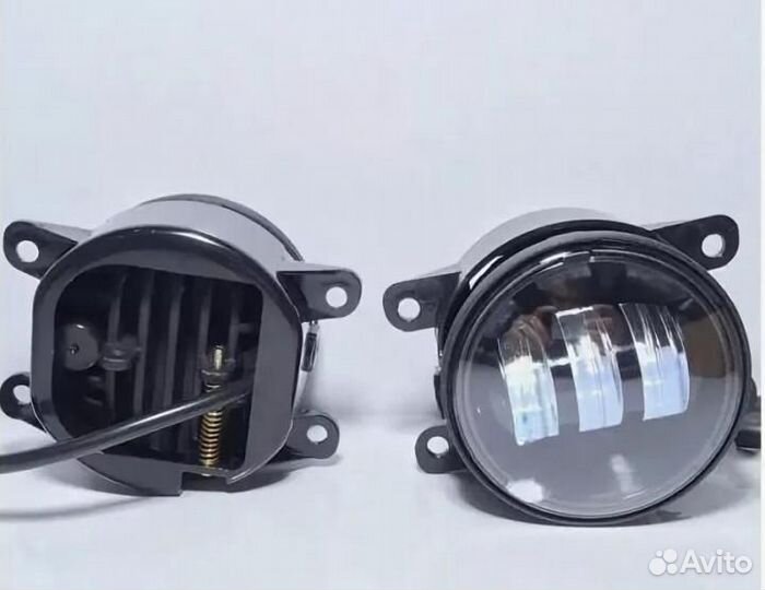 Противотуманные фары Renault Megane