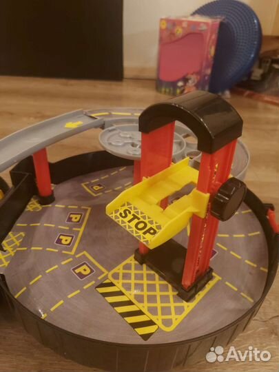 Автодорога в чемодане Колесо