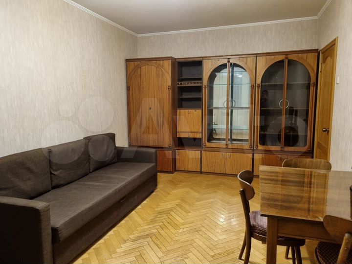 2-к. квартира, 54 м², 6/16 эт.