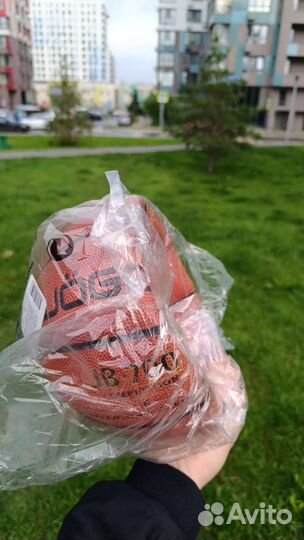 Баскетбольный мяч