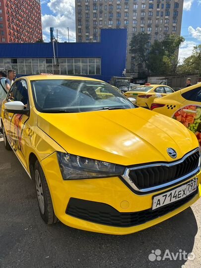 Водитель, аренда авто без залога и взносов