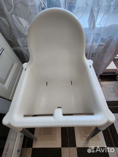 Стульчик для кормления со столиком IKEA