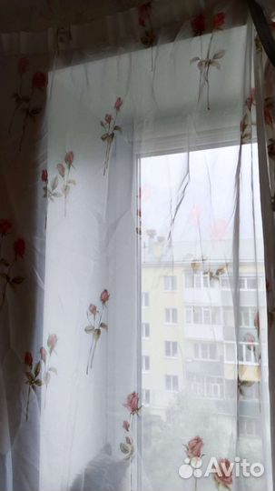 Тюль с розами