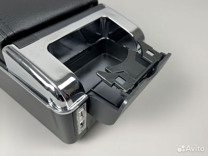 Бардачок подлокотник Honda Fit 14-20г Тип 1