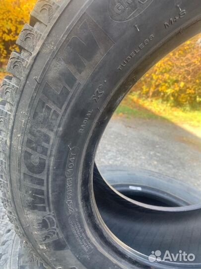 Michelin X-Ice North 225/60 R18 104T