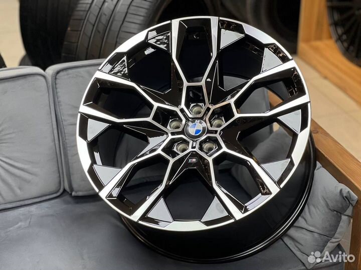 Комплект дисков R20 BMW Х5 913М стиль разноширокие