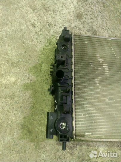 Радиатор основной на Форд Фокус 3