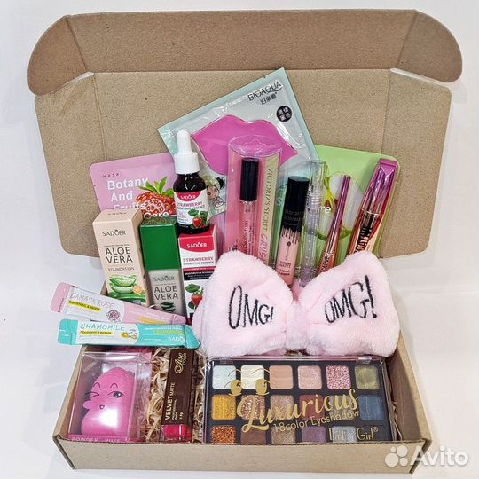 Набор косметики из 30 средств