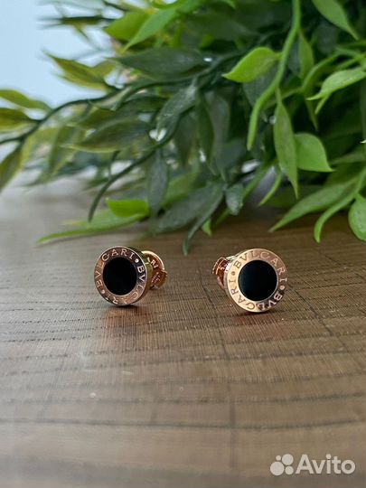 Золотые серьги bvlgari