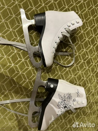 Коньки sofia 27 р