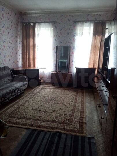 Комната 25 м² в 6-к., 4/4 эт.