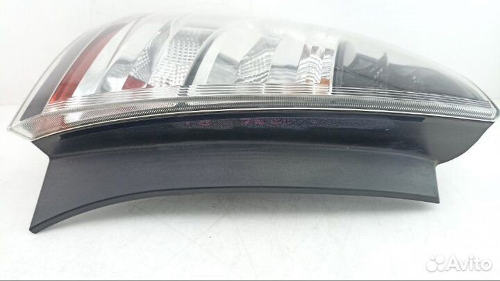 Стоп левый Toyota Prius NHW20