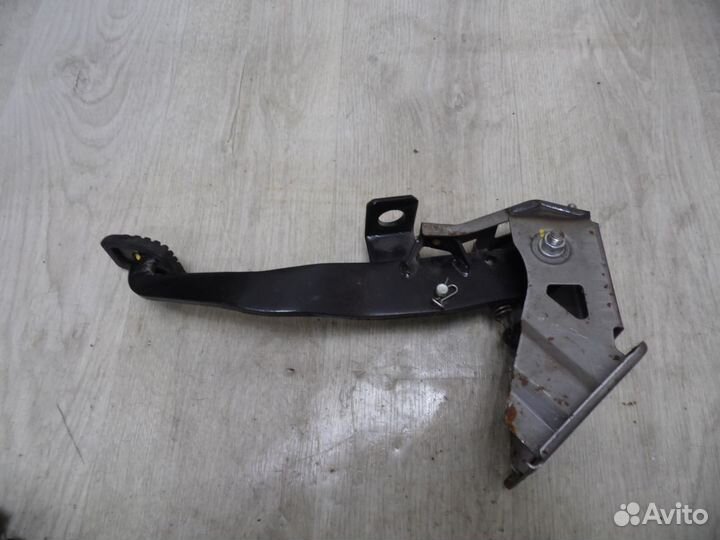 Педаль тормоза Kia RIO 2 2005-2011