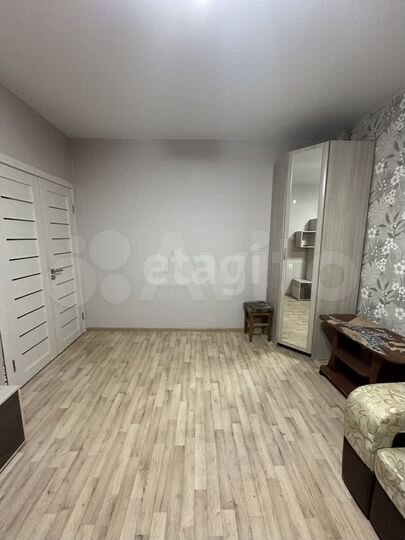 2-к. квартира, 52 м², 3/5 эт.