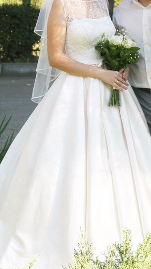 Платье свадебное