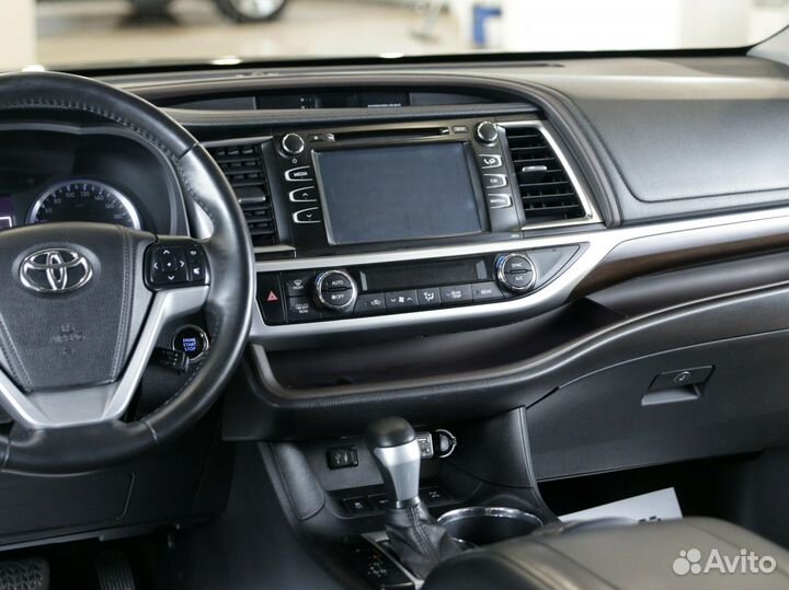 Toyota Highlander 3.5 AT, 2015, 125 300 км