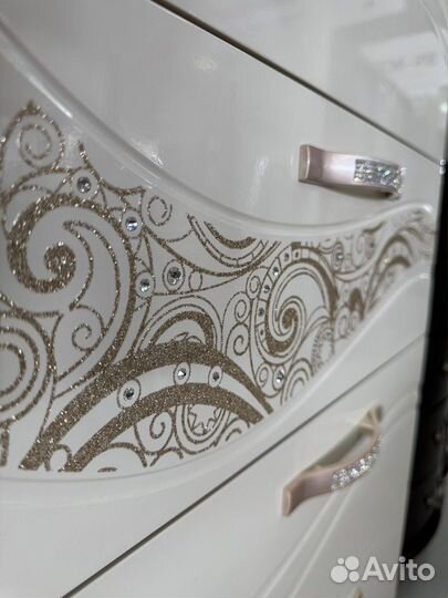 Комод новый