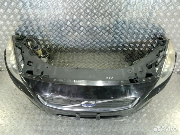 Ноускат в сборе к Volvo V60 2010-2013