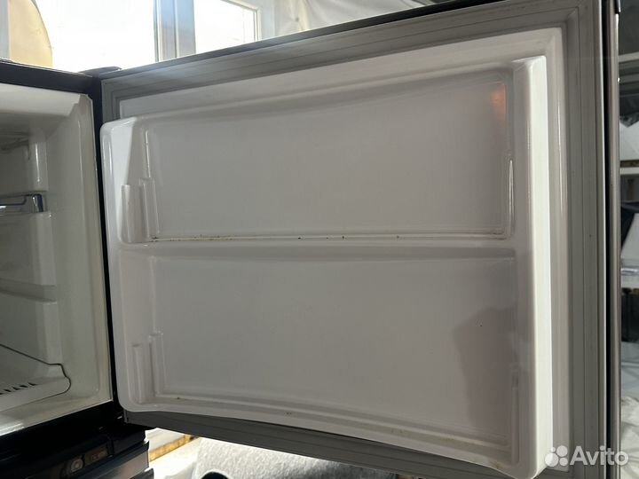 Холодильник Whirlpool no frost