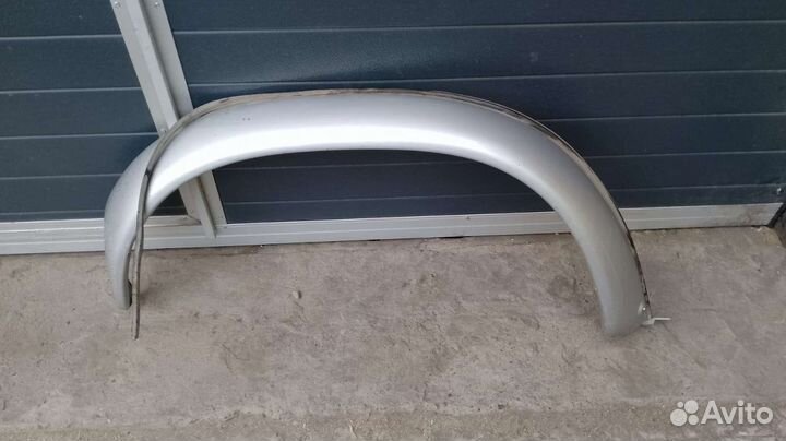 Подкрылок. Подходит на ниссан датсун