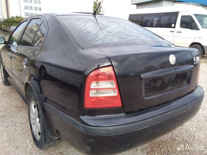 Фонарь задний левый