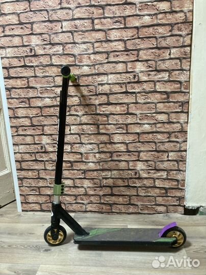 Трюковый самокат профессиональный