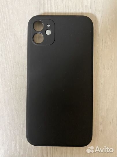 Чехол на iPhone 11