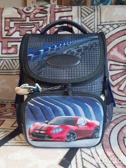 Школьный рюкзак для мальчика