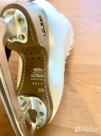 Фигурные коньки edea Chorus 230 22см Matrix legacy