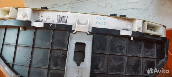 Мазда 626 2.0 бензин 2000 года