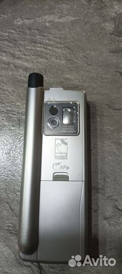 Спутниковый телефон thuraya