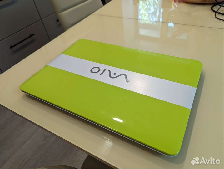 Ноутбук Sony SVF152A29V Intel Pentium/GT-740m(1GB)