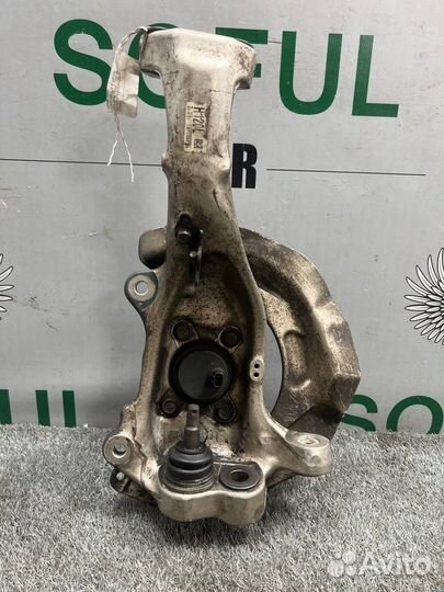 Кулак поворотный передний левый Lexus Ls460