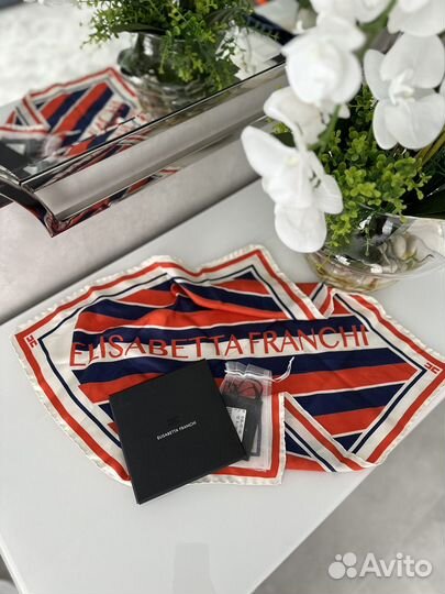 Платок Elisabetta Franchi