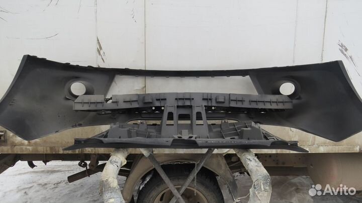 Бампер передний Renault Clio 09-12