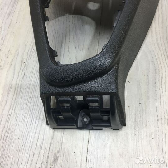 Консоль накладка кулисы Renault sandero stepway 2