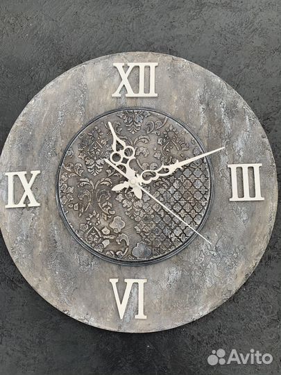 Часы настенные