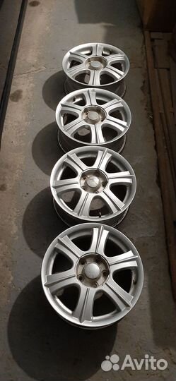 Продам литые диски r 16