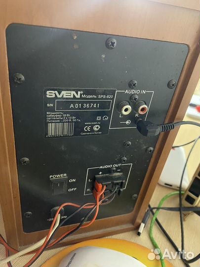 Сабвуфер и колонки sven sps-820