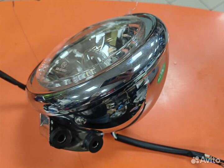 Фара центральная Garpia