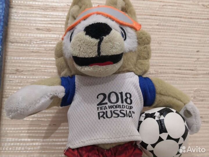 Мягкая игрушка (волк)