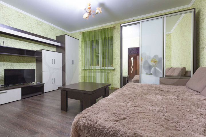 2-к. квартира, 70 м², 3/10 эт.
