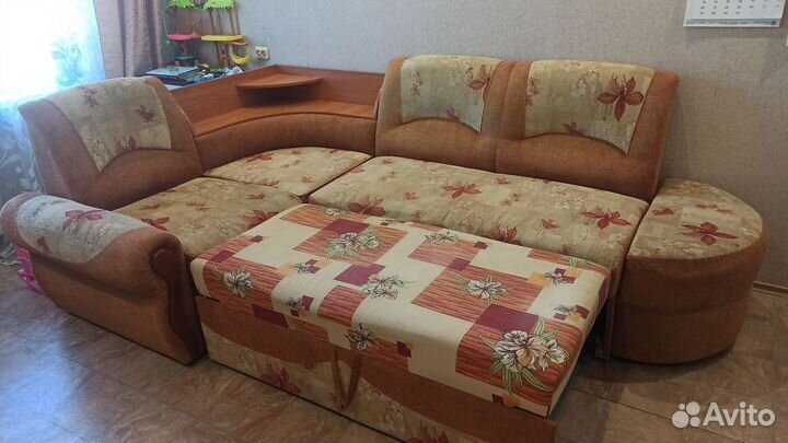 Угловой диван бу