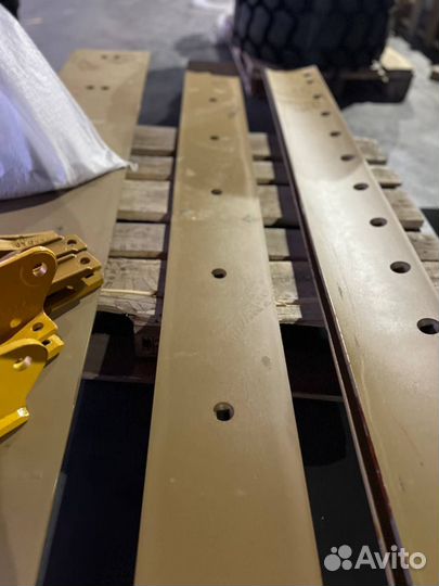 Нож ковша погрузчика Cukurova 888/880