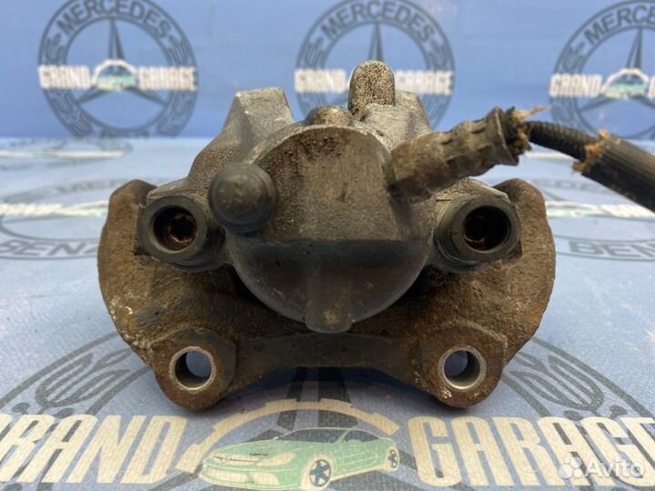 Суппорт задний левый Mercedes-Benz E-Class W211