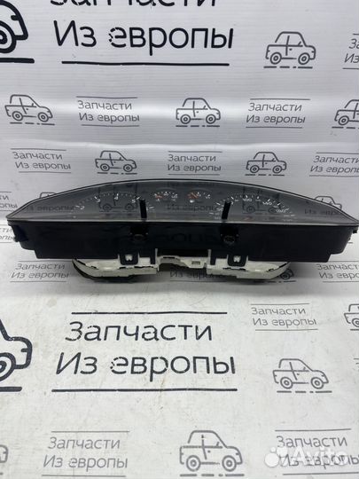 Щиток приборов (приборная панель) Audi A4B5