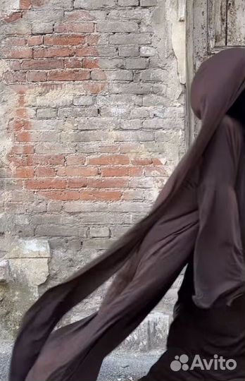 Серая мантия с капюшоном